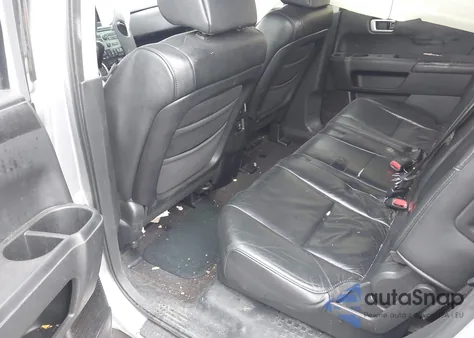 2010 Honda Pilot Ex-L z USA, uszkodzony, nr VIN 5FNYF4H54AB013247